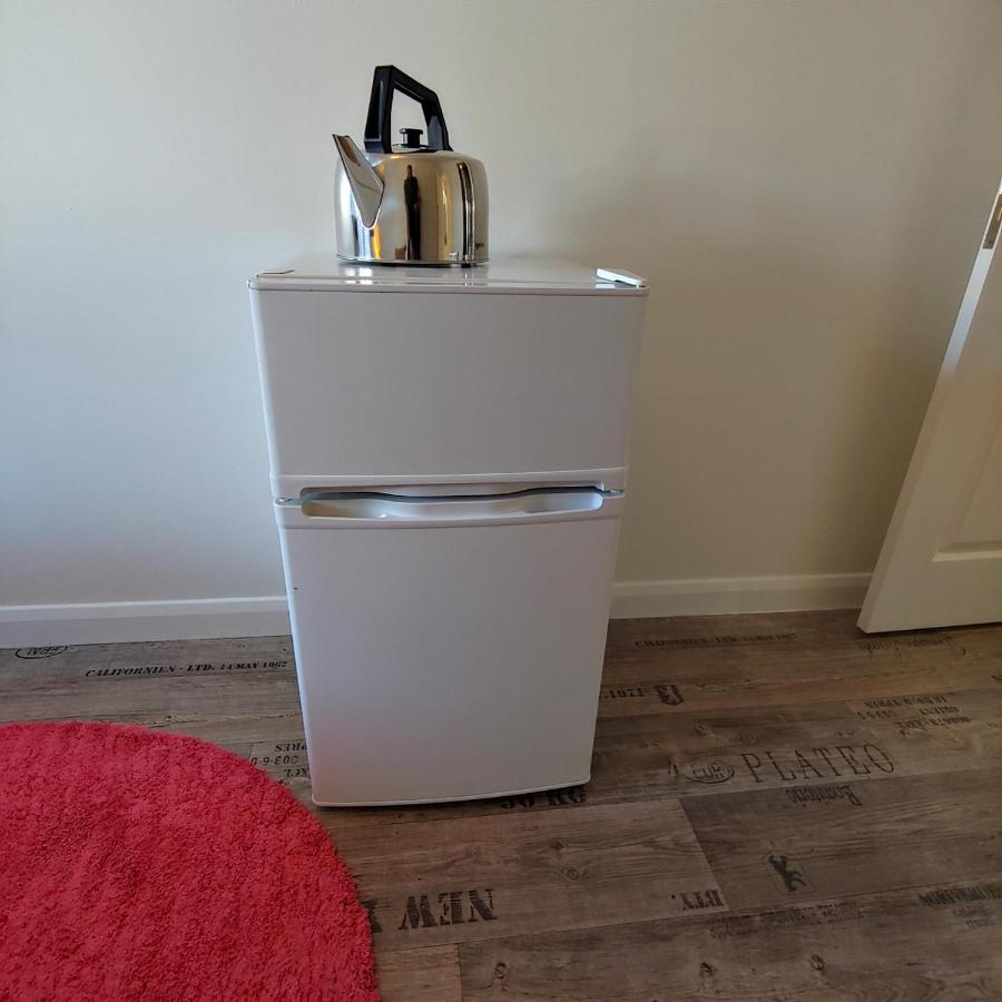 Ensuite Master Bedroom, Private Bathroom, Inside Family Home, Walking Distance To Harry Potter 왓퍼드 외부 사진